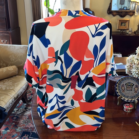 Jodifl Colorful Flowy top - Picture 7 of 9